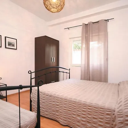 Stunning In With Kitchen Sibenik