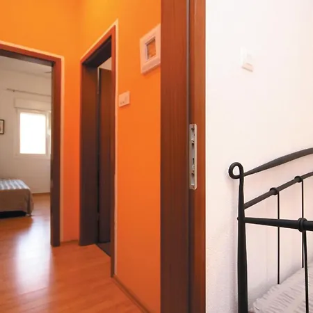 Apartment Stunning In With Kitchen Sibenik