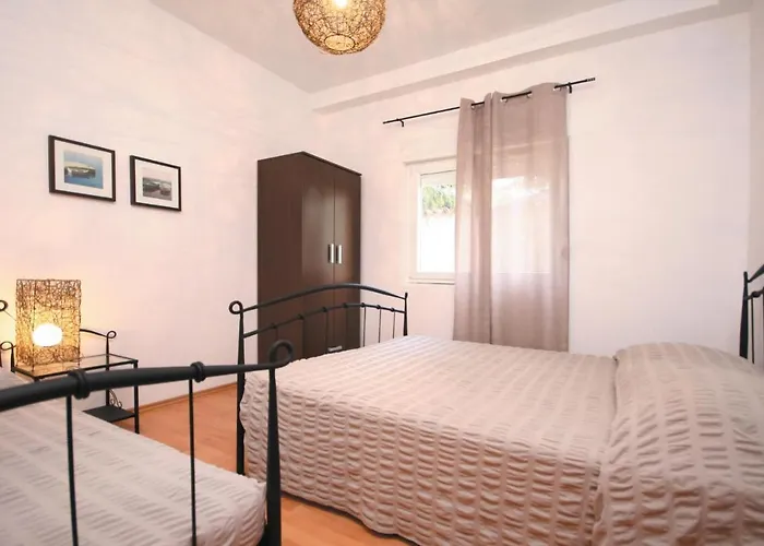 Stunning In With Kitchen Šibenik