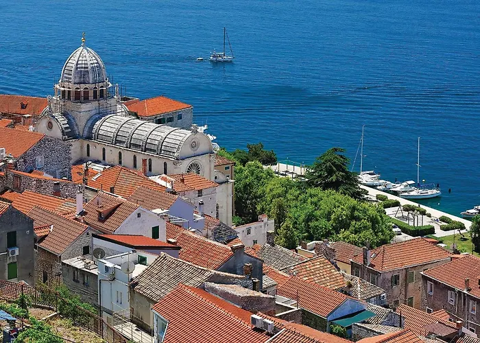 Stunning In With Kitchen Šibenik